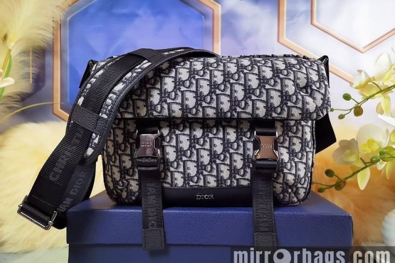 Dior Replica Bags Explorer 93353 31x21x8cm wo