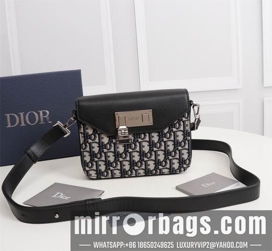 Dior Replica Bags H28E 19x14x4cm wz