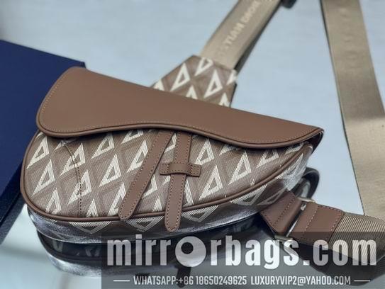 Dior Replica Bags 咖啡色帆布26x19x4.5cm wz
