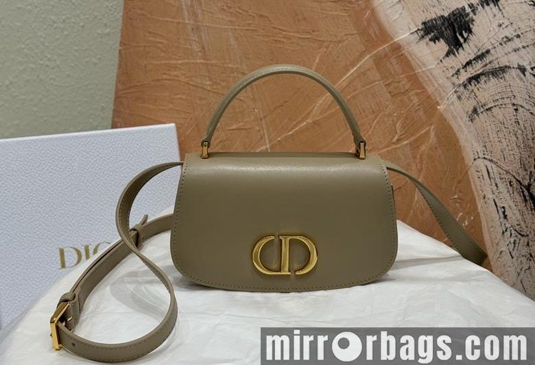 Dior Replica Bags Montaigne 9370 19x9x8cm wo1