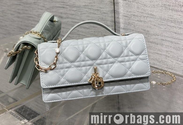 Dior Replica Bags 0604 21x11x5cm wo5