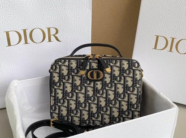 Dior Replica Bags caro 18x5x13cm yz