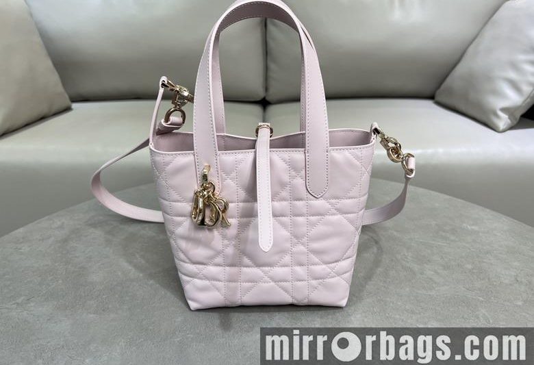 Dior Replica Bags 2835 16x18x12cm yz2