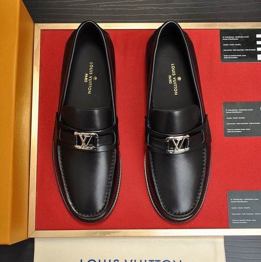 LV Replica Shoes LV size 38-45 hnh0332