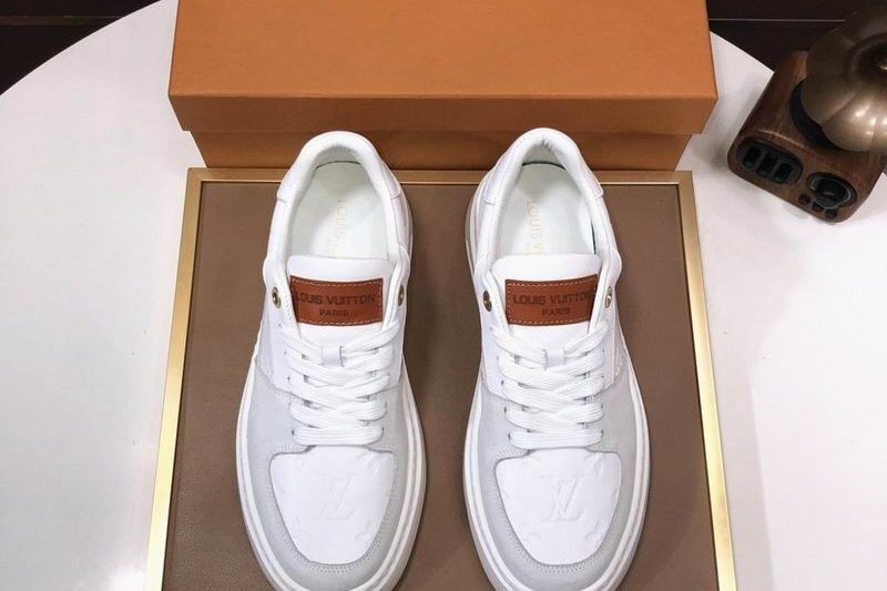 LV Replica Shoes LV size 38-45 hnh0337