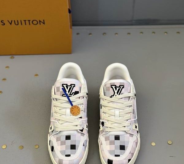 LV Replica Shoes LV size 38-46 hnh0333
