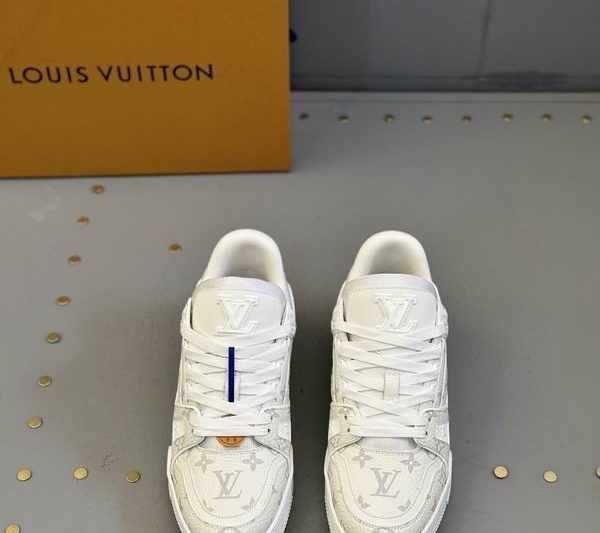 LV Replica Shoes LV size 38-46 hnh0332