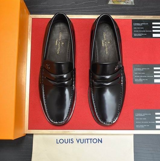 LV Replica Shoes LV size 38-45 mnf0749