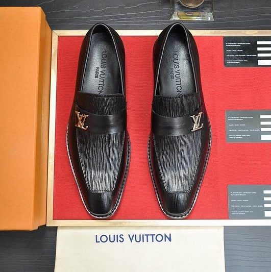 LV Replica Shoes LV size 38-45 mnf0746