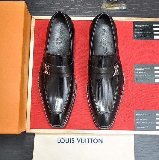 LV Replica Shoes LV size 38-45 mnf0743