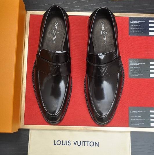 LV Replica Shoes LV size 38-45 mnf0660