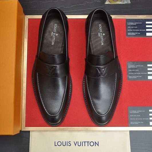 LV Replica Shoes LV size 38-45 mnf0659
