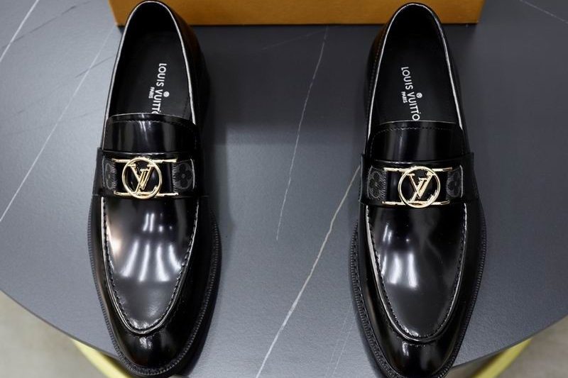 LV Replica Shoes LV size 38-45 mnf0657