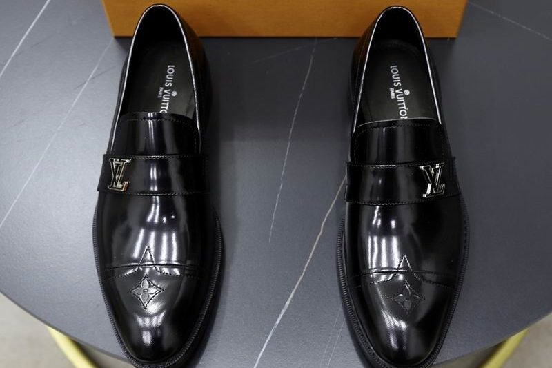 LV Replica Shoes LV size 38-45 mnf0646