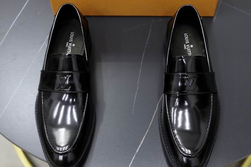 LV Replica Shoes LV size 38-45 mnf0641