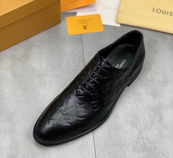 LV Replica Shoes LV size 38-44 2C n635