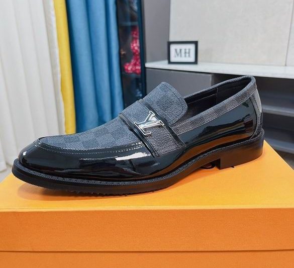 LV Replica Shoes LV size 38-44 2C n0626
