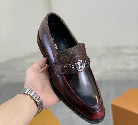 LV Replica Shoes LV size 38-44 1C n620