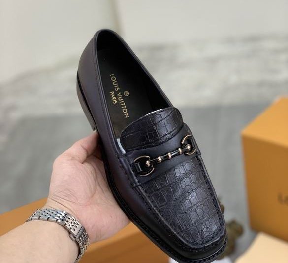 LV Replica Shoes LV size 38-44 1C n0619