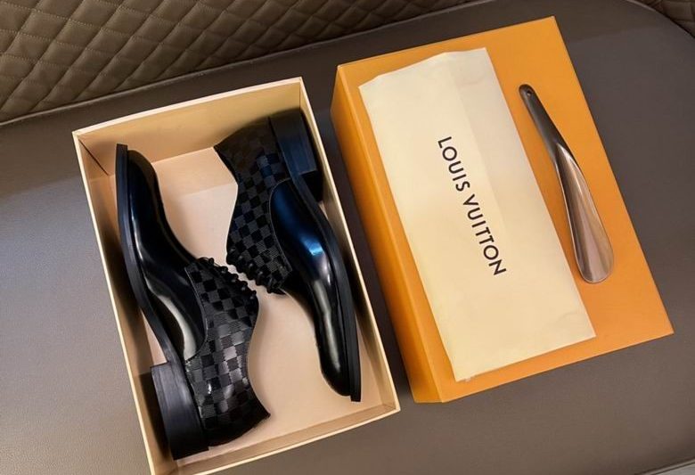 LV Replica Shoes LV size 38-44 1C n0611