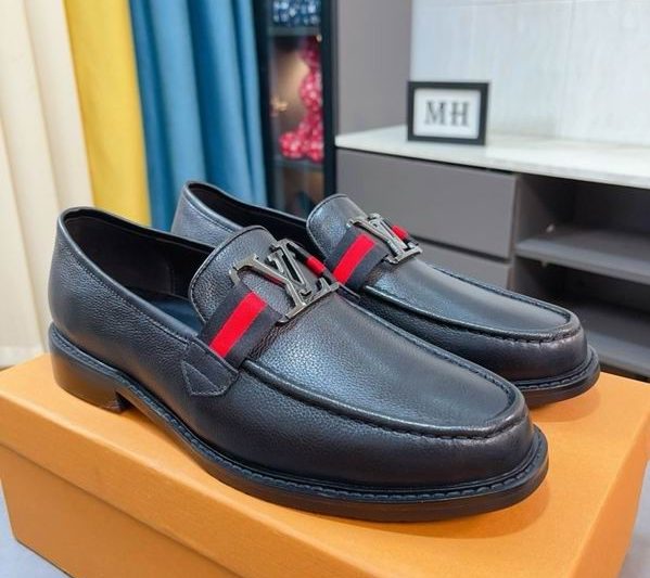 LV Replica Shoes LV size 38-44  mnf0620