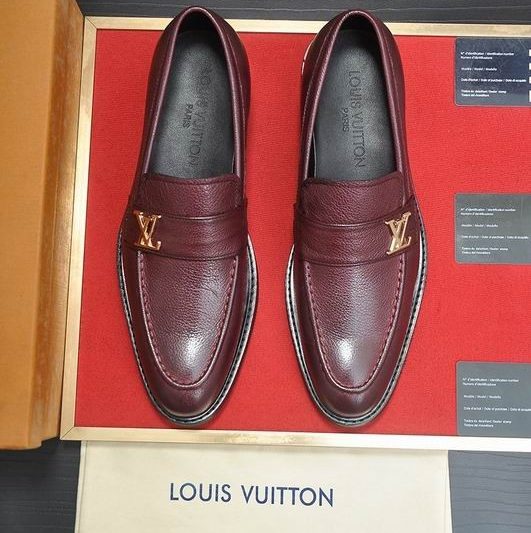 LV Replica Shoes LV size 38-45 mnf0610