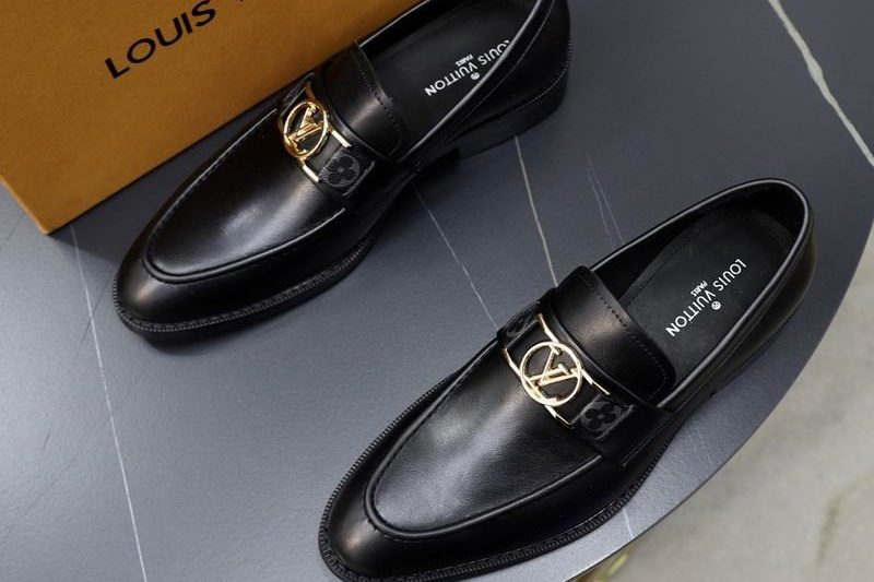 LV Replica Shoes LV size 38-45 mnf0607