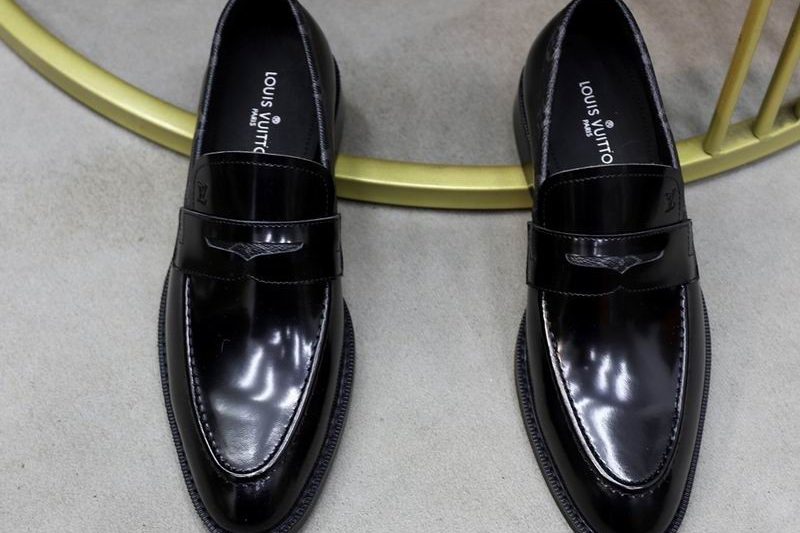 LV Replica Shoes LV size 38-45 mnf0603