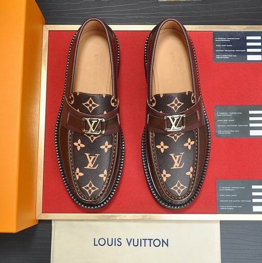 LV Replica Shoes LV size 38-45 mnf0572