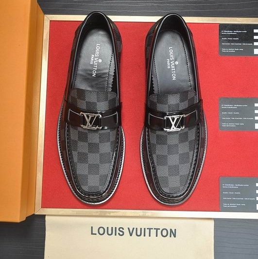 LV Replica Shoes LV size 38-45 mnf0562