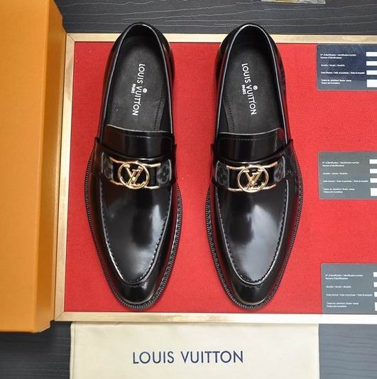 LV Replica Shoes LV size 38-45 mnf0556