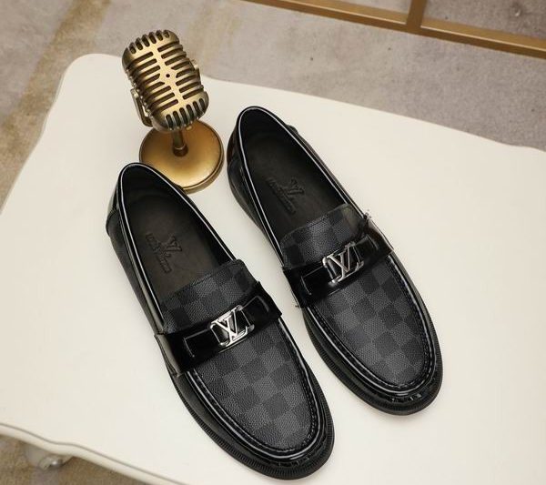 LV Replica Shoes LV size 38-44 mnf0550