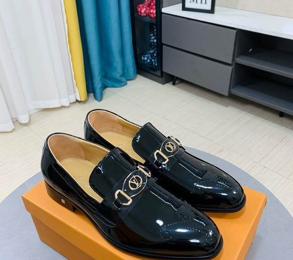 LV Replica Shoes LV size 38-45 mnf0541