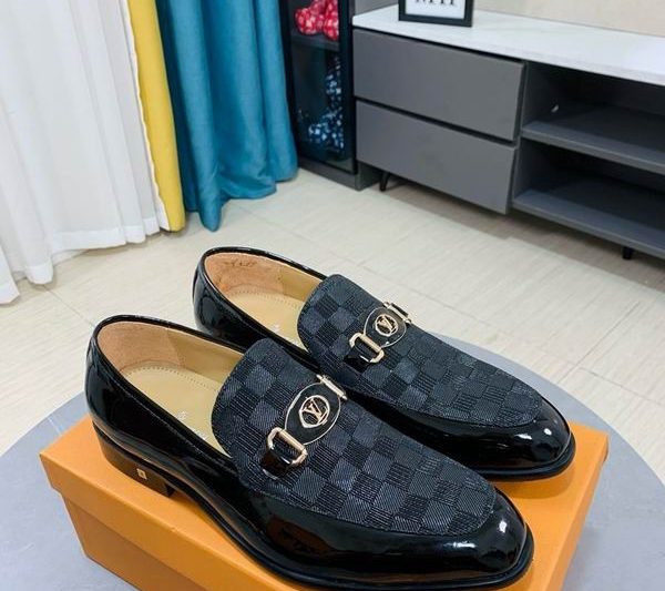 LV Replica Shoes LV size 38-45 mnf0540