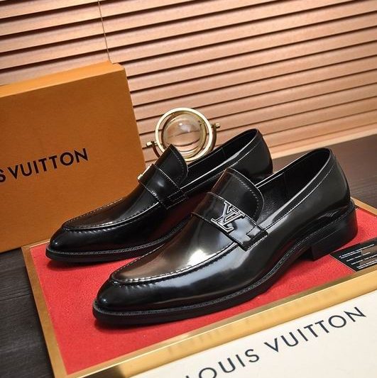 LV Replica Shoes LV size 38-45 mnf0535