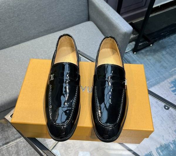 LV Replica Shoes LV size 38-45 mnf0517