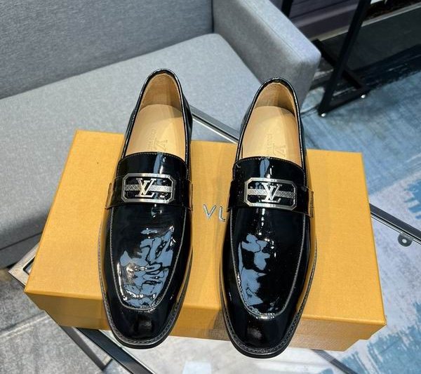 LV Replica Shoes LV size 38-45 mnf0515