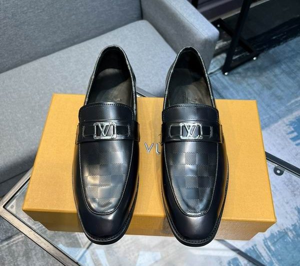 LV Replica Shoes LV size 38-45 mnf0514