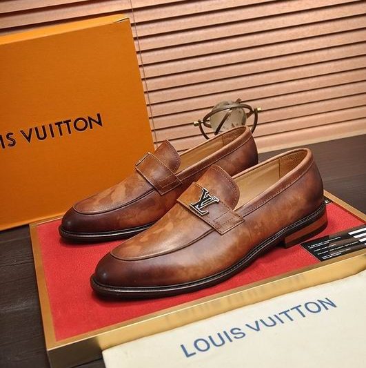 LV Replica Shoes LV size 38-45 mnf0510