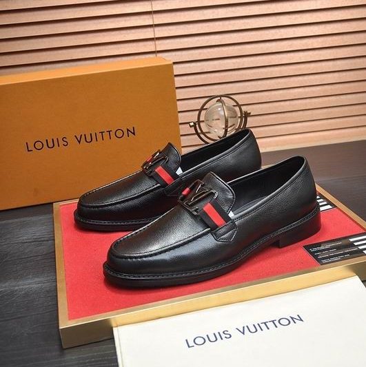 LV Replica Shoes LV size 38-45 mnf0503