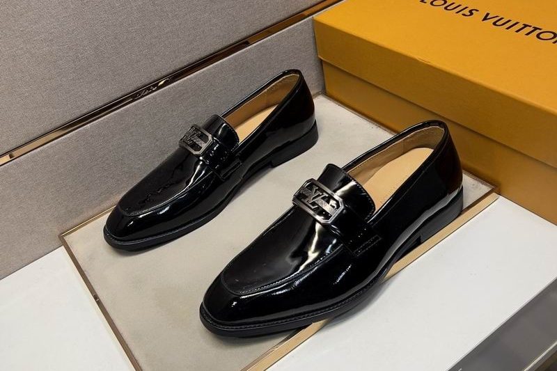 LV Replica Shoes LV size 38-44 mnf0466