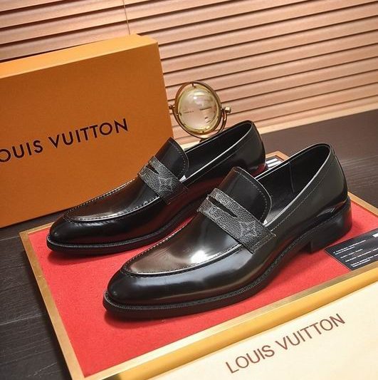 LV Replica Shoes LV size 38-45 mnf0459