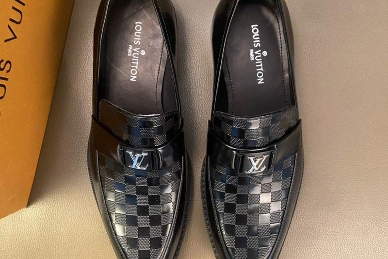 LV Replica Shoes LV size 38-45 mnf0437