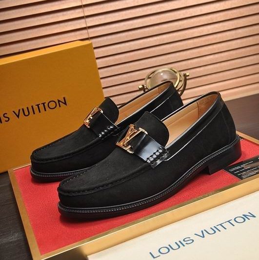 LV Replica Shoes LV size 38-45 mnf0435