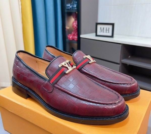 LV Replica Shoes LV size 38-44 mnf0429
