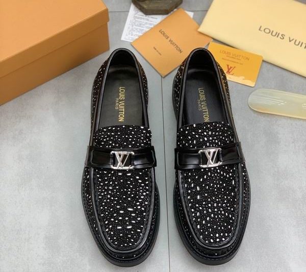 LV Replica Shoes LV size 38-45 mnf0401