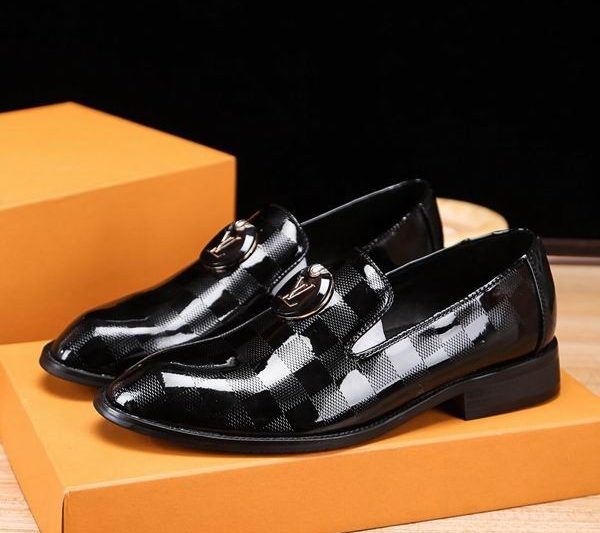 LV Replica Shoes LV size 37-45 mnf0350