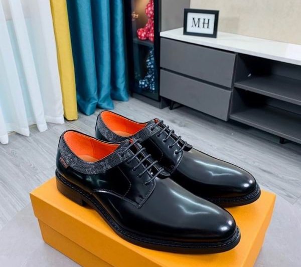 LV Replica Shoes LV size 38-44 mnf0331