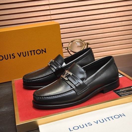LV Replica Shoes LV size 38-45 mnf0327