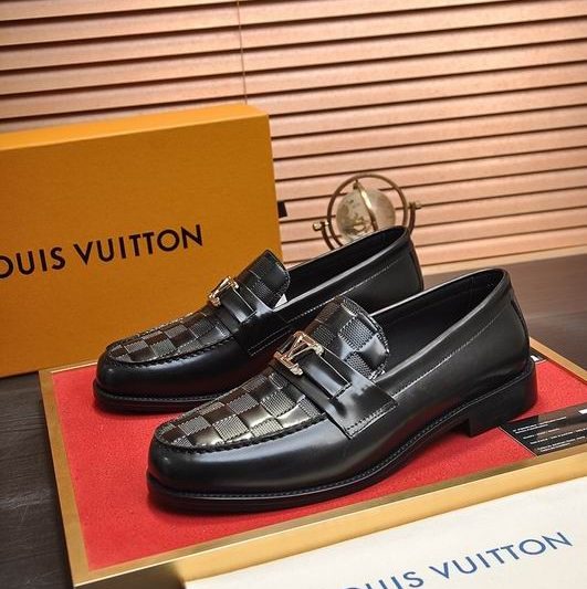 LV Replica Shoes LV size 38-45 mnf0325